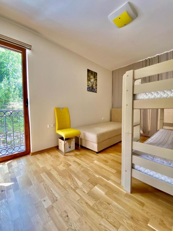 Апартаменты Adria Sea & Mountains Херцег-Нови Экстерьер фото